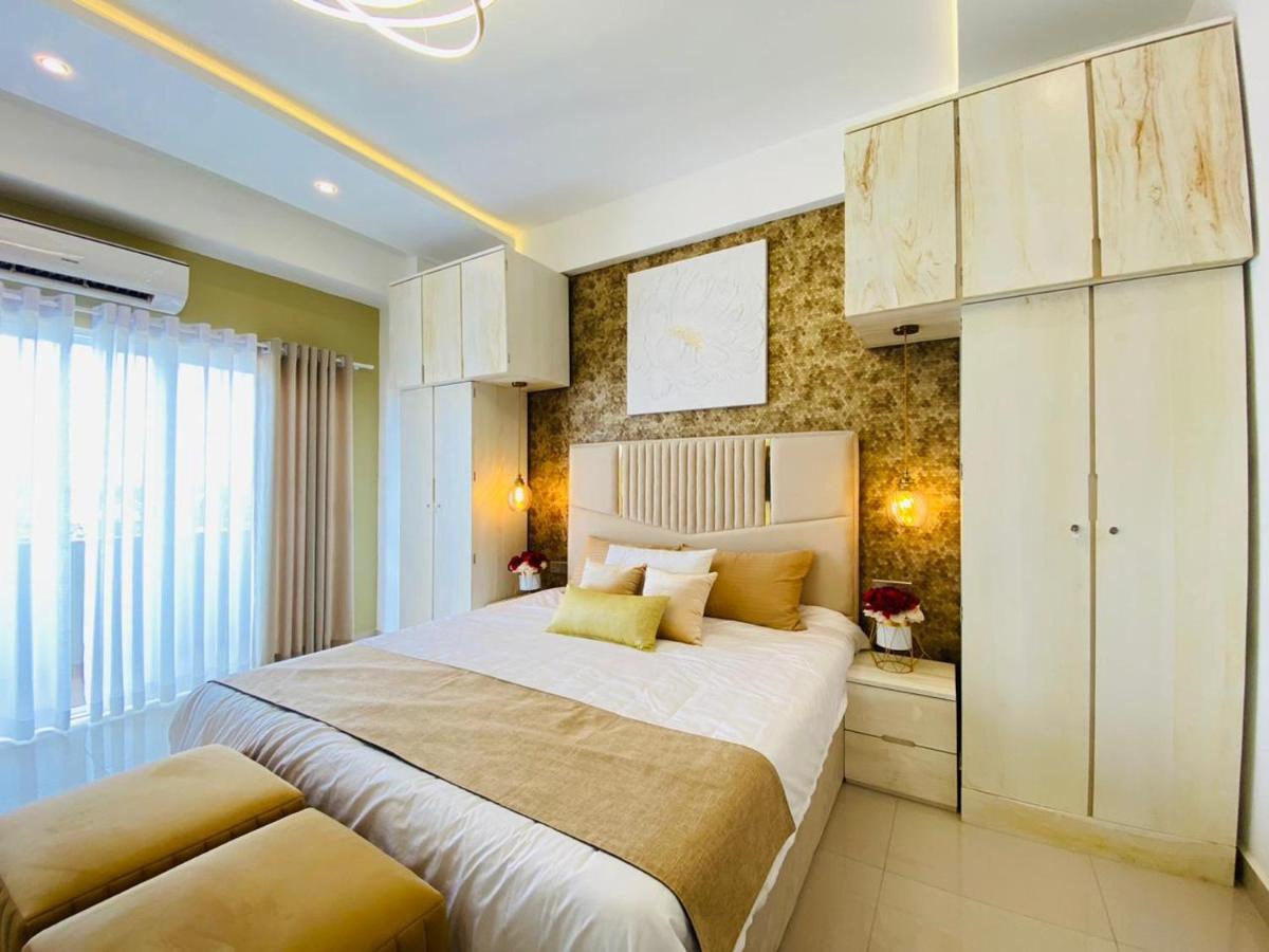 Ocean Breeze - Udaya Luxury Apartments Negombo Eksteriør billede