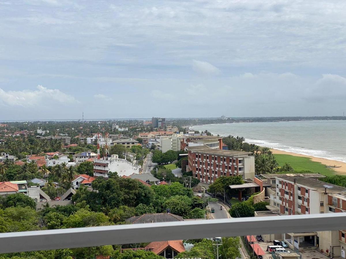 Ocean Breeze - Udaya Luxury Apartments Negombo Eksteriør billede