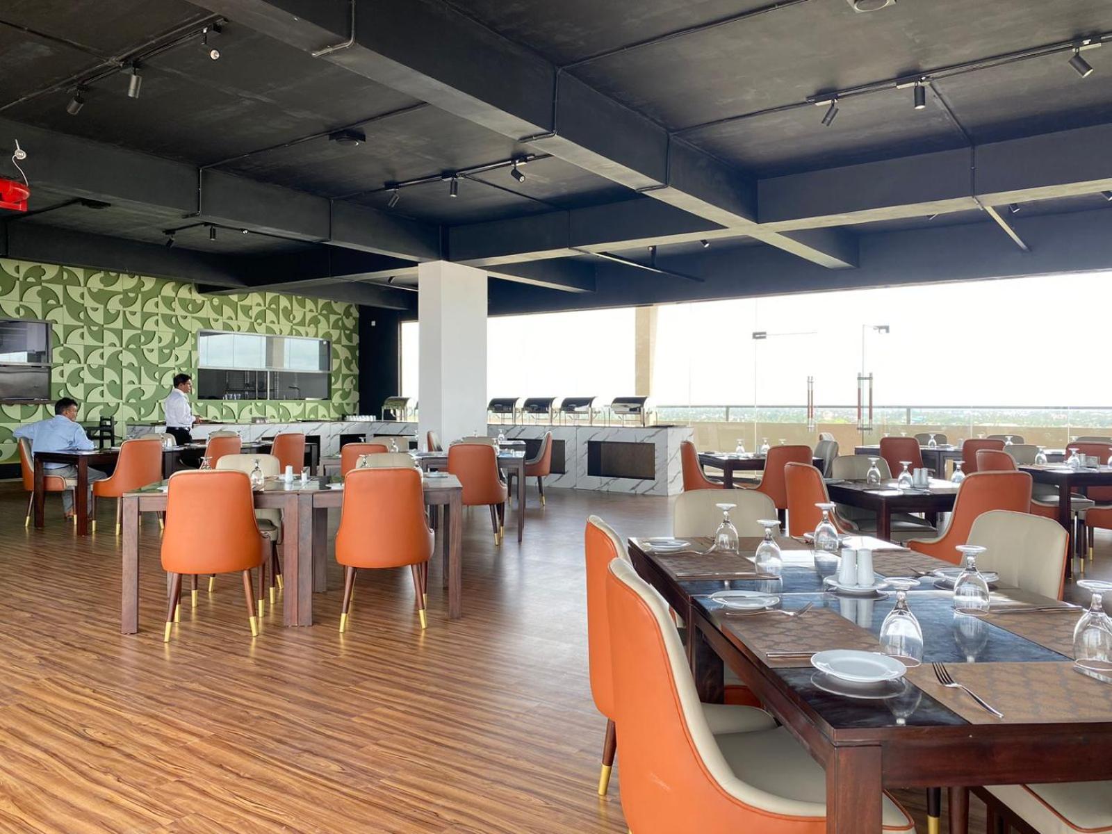 Ocean Breeze - Udaya Luxury Apartments Negombo Eksteriør billede